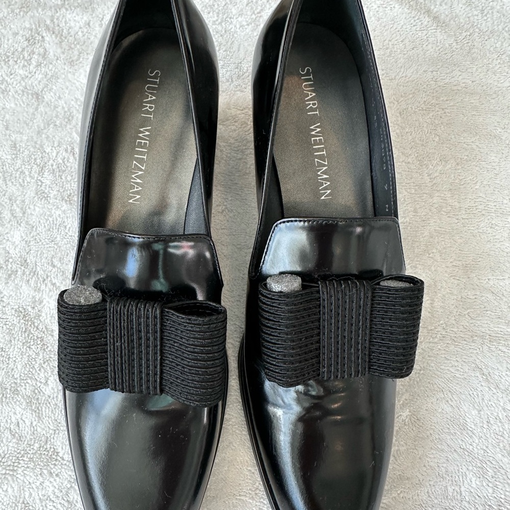 Stuart Weitzman Glossy Black Loafers with Ribbon Detail - 9 Narrow